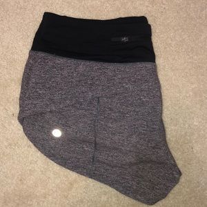 Lululemon Speed Up Shorts 2.5